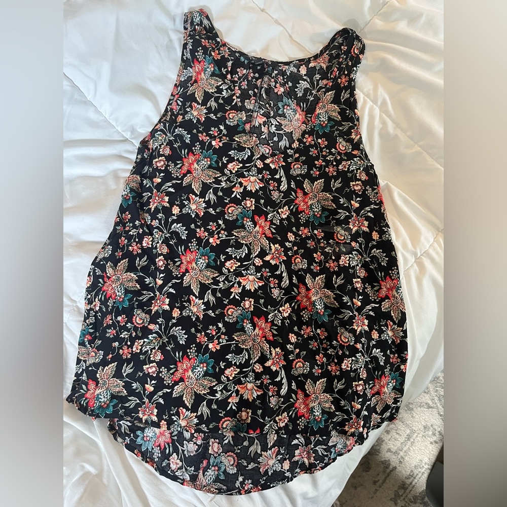 Express tank top. Small.